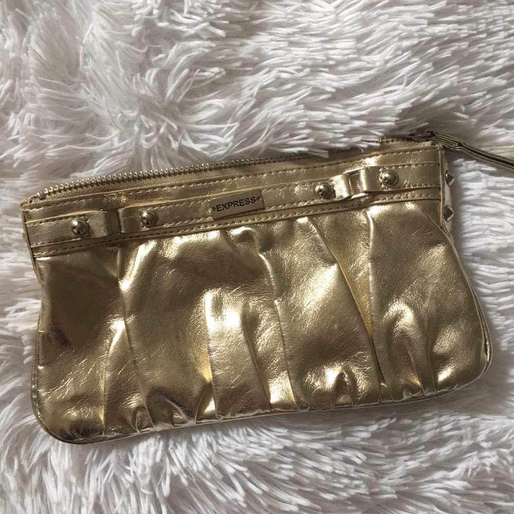 Express oversized clutch